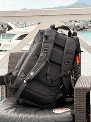 Mochila Pañalera DAMBO Wolfpack 🐺 Diseñada para papás que se toman la pega en serio y con estilo 😎